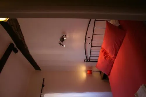Sixtythree Guesthouse Rome Couette-café